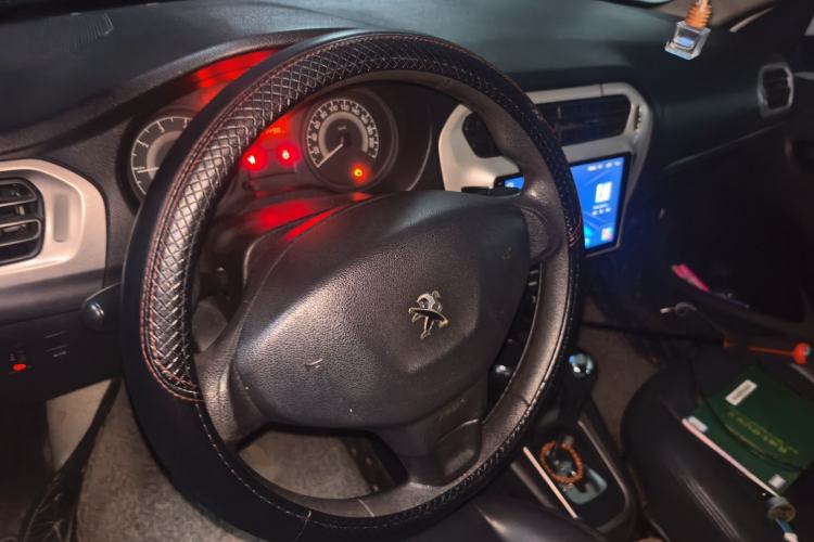 Used Peugeot 301 2016 1.6L Automatic Comfort Edition Steering Wheel