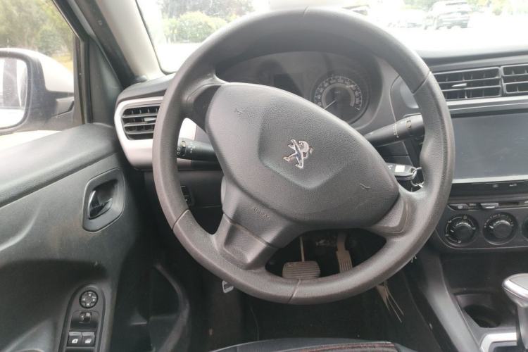 Used Peugeot 301 2016 1.6L Automatic Comfort Edition Steering Wheel
