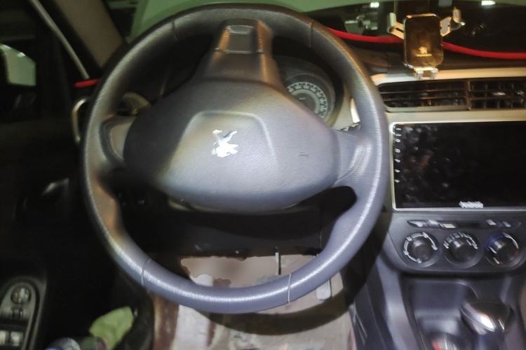 Used Peugeot 301 2016 1.6L Automatic Comfort Edition Steering Wheel
