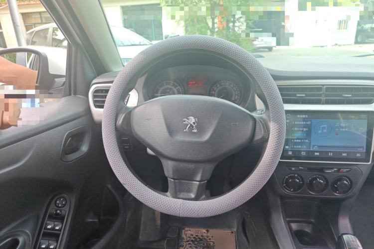 Used Peugeot 301 2016 1.6L Manual Comfort Edition Steering Wheel