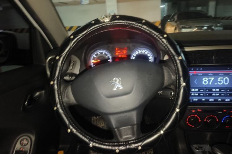 Used Peugeot 301 2016 1.6L Automatic Comfort Edition Steering Wheel