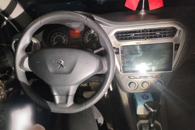 Used Peugeot 301 2016 1.6L Automatic Comfort Edition Steering Wheel