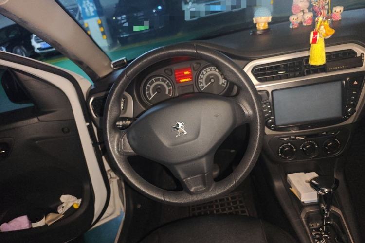 Used Peugeot 301 2016 1.6L Automatic Comfort Edition Steering Wheel