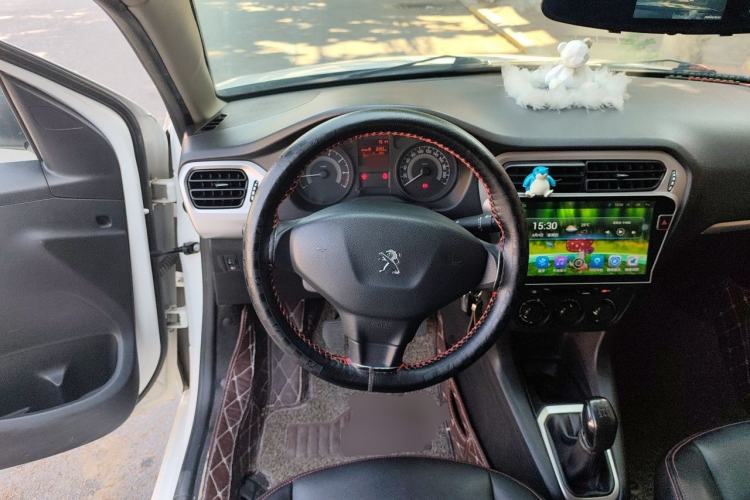 Used Peugeot 301 2016 1.6L Manual Comfort Edition Steering Wheel