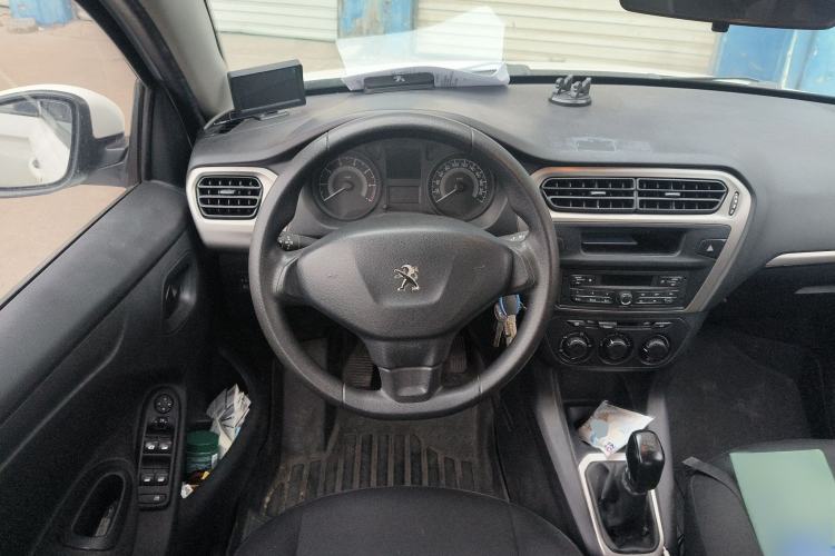 Used Peugeot 301 2016 1.6L Manual Comfort Edition Steering Wheel