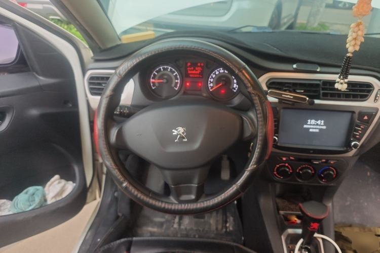 Used Peugeot 301 2016 1.6L Automatic Comfort Edition Steering Wheel