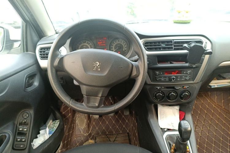 Used Peugeot 301 2016 1.6L Manual Comfort Edition Steering Wheel