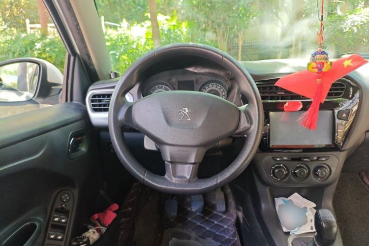 Used Peugeot 301 2016 1.6L Manual Comfort Edition Steering Wheel