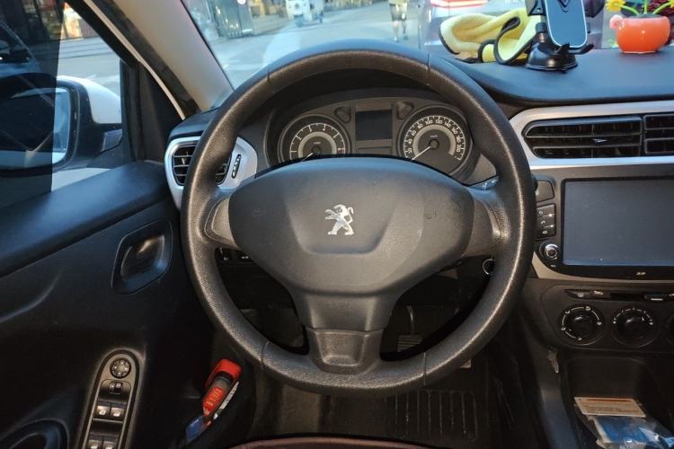 Used Peugeot 301 2016 1.6L Manual Comfort Edition Steering Wheel