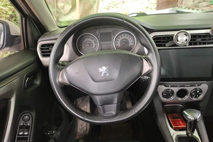 Used Peugeot 301 2016 1.6L Automatic Luxury Edition Steering Wheel