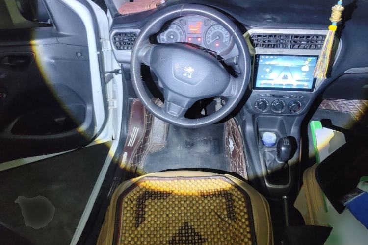 Used Peugeot 301 2016 1.6L Manual Happiness Edition Steering Wheel