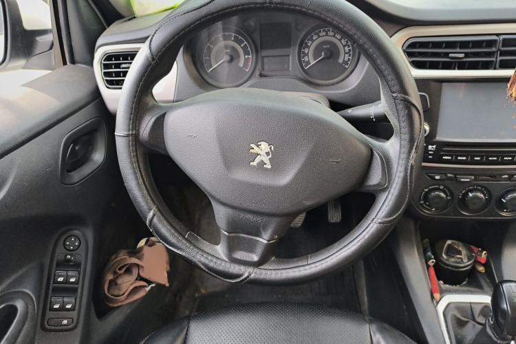 Used Peugeot 301 2016 1.6L Manual Comfort Edition Steering Wheel