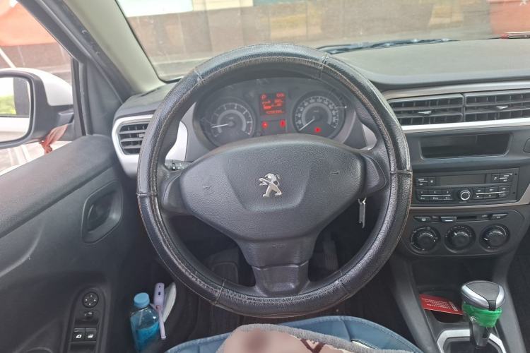 Used Peugeot 301 2016 1.6L Automatic Comfort Edition Steering Wheel