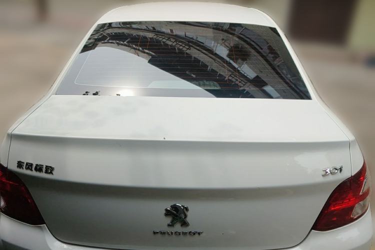 Used Peugeot 301 2016 1.6L Manual Comfort Edition Trunk
