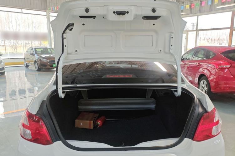 Used Peugeot 301 2016 1.6L Manual Comfort Edition Trunk