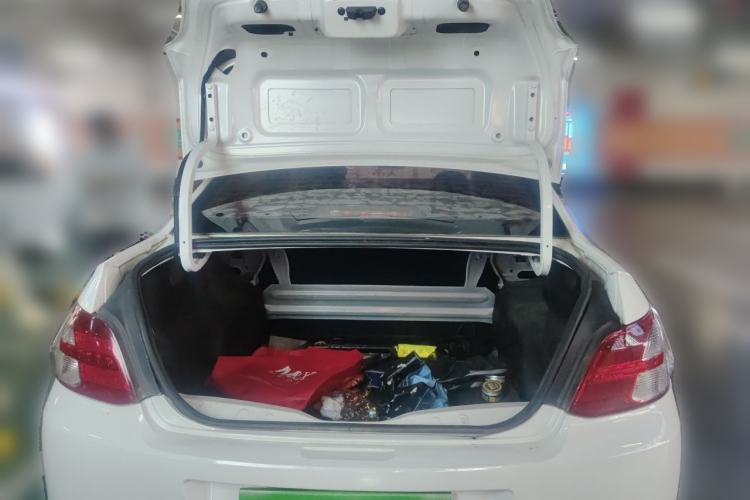 Used Peugeot 301 2016 1.6L Automatic Comfort Edition Trunk
