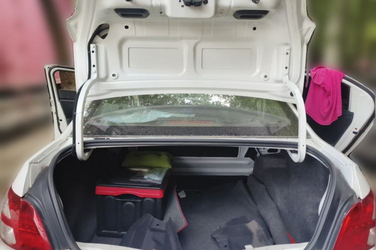 Used Peugeot 301 2016 1.6L Automatic Comfort Edition Trunk