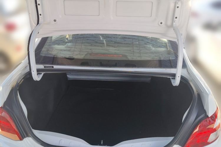 Used Peugeot 301 2016 1.6L Automatic Comfort Edition Trunk