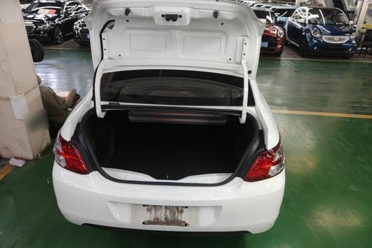 Used Peugeot 301 2016 1.6L Automatic Comfort Edition Trunk