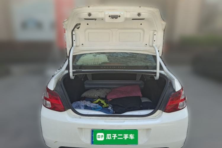 Used Peugeot 301 2016 1.6L Automatic Comfort Edition Trunk