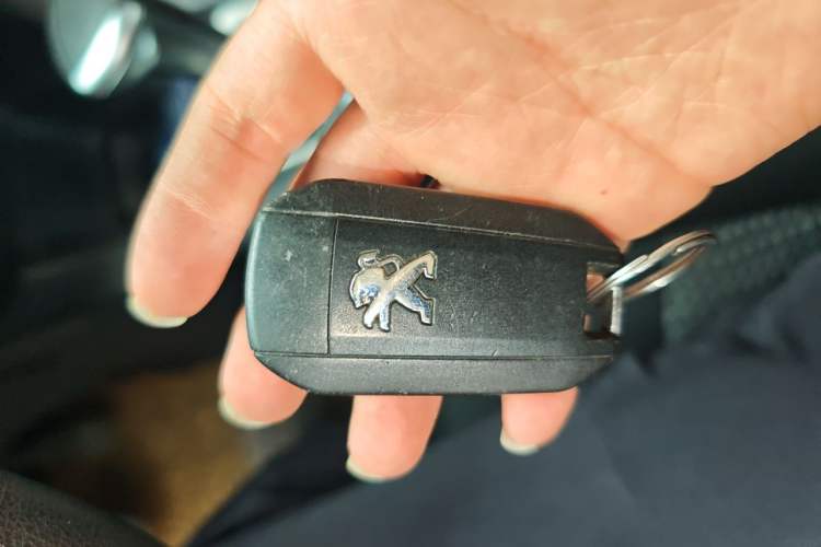 Used Peugeot 301 2016 1.6L Automatic Comfort Edition Vehicle Key
