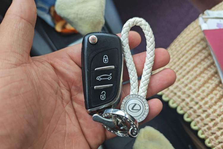 Used Peugeot 301 2016 1.6L Automatic Comfort Edition Vehicle Key