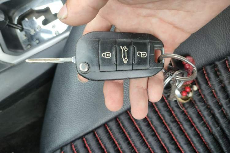 Used Peugeot 301 2016 1.6L Automatic Comfort Edition Vehicle Key