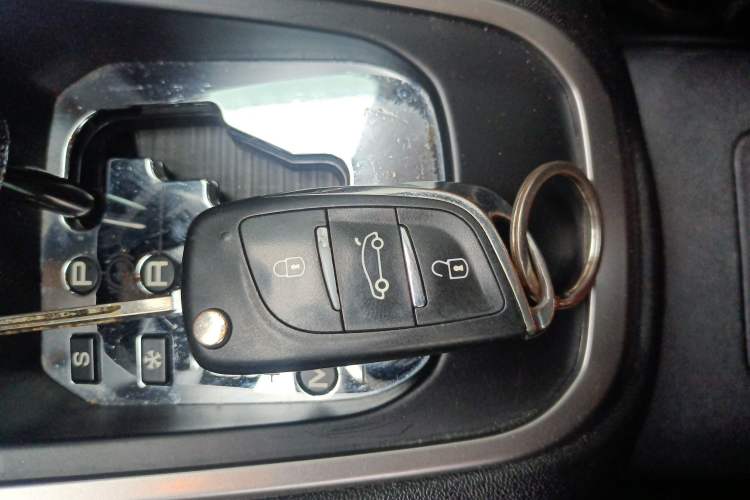 Used Peugeot 301 2016 1.6L Automatic Comfort Edition Vehicle Key