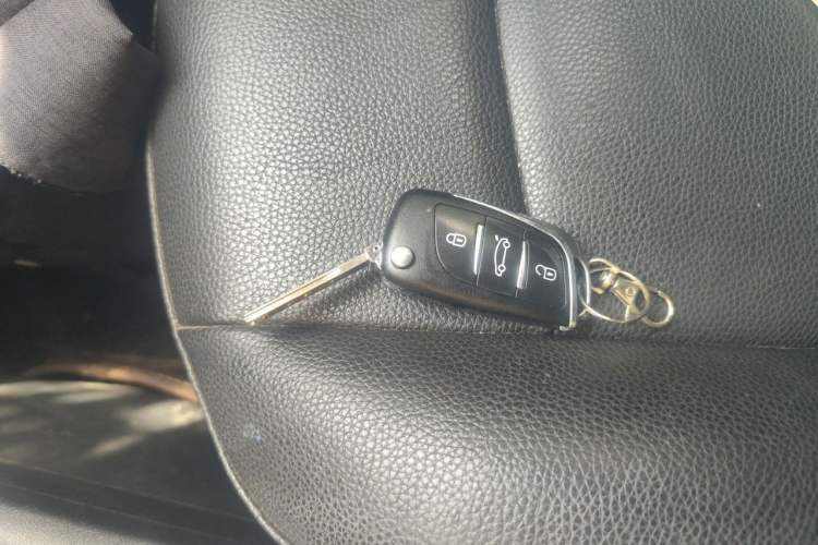 Used Peugeot 301 2016 1.6L Automatic Comfort Edition Vehicle Key