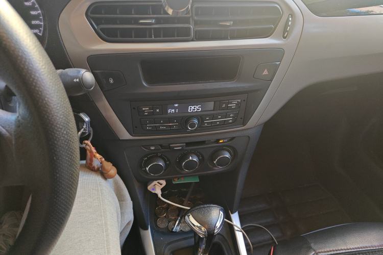 Used Peugeot 301 2017 1.6L Automatic Comfort Edition Audio And AC Panel