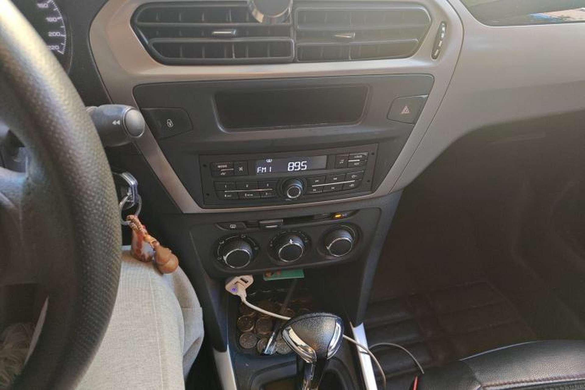 Used Peugeot 301 2017 1.6L Automatic Comfort Edition Audio And AC Panel