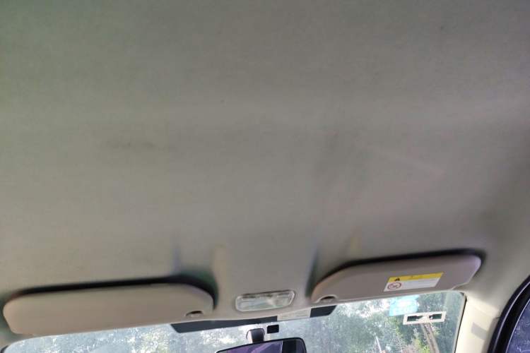Used Peugeot 301 2017 1.6L Manual Comfort Edition Headliner