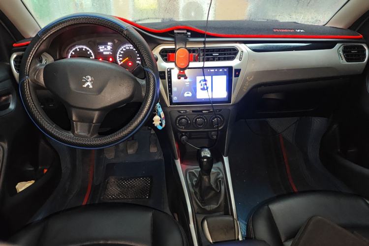 Used Peugeot 301 2017 1.6L Manual Comfort Edition Center Console