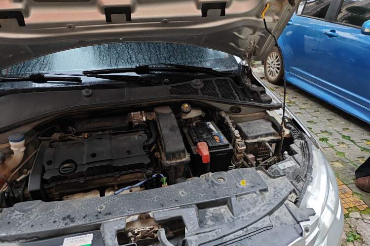 Used Peugeot 301 2017 1.6L Manual Comfort Edition Engine Bay Left