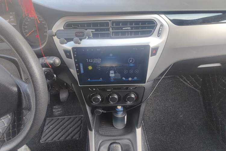 Used Peugeot 301 2017 1.6L Manual Comfort Edition Audio And AC Panel