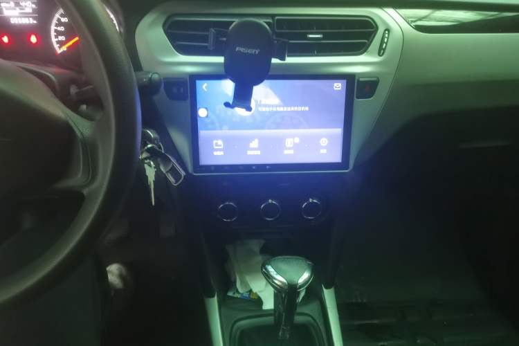 Used Peugeot 301 2017 1.6L Automatic Comfort Edition Audio And AC Panel