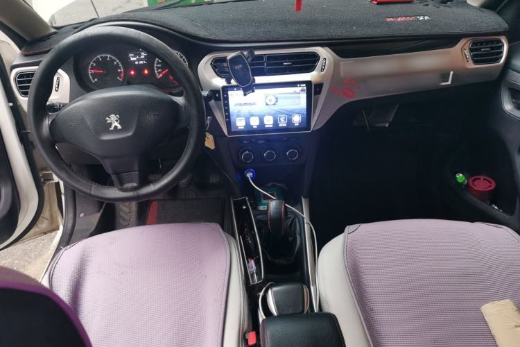Used Peugeot 301 2017 1.6L Manual Comfort Edition Center Console