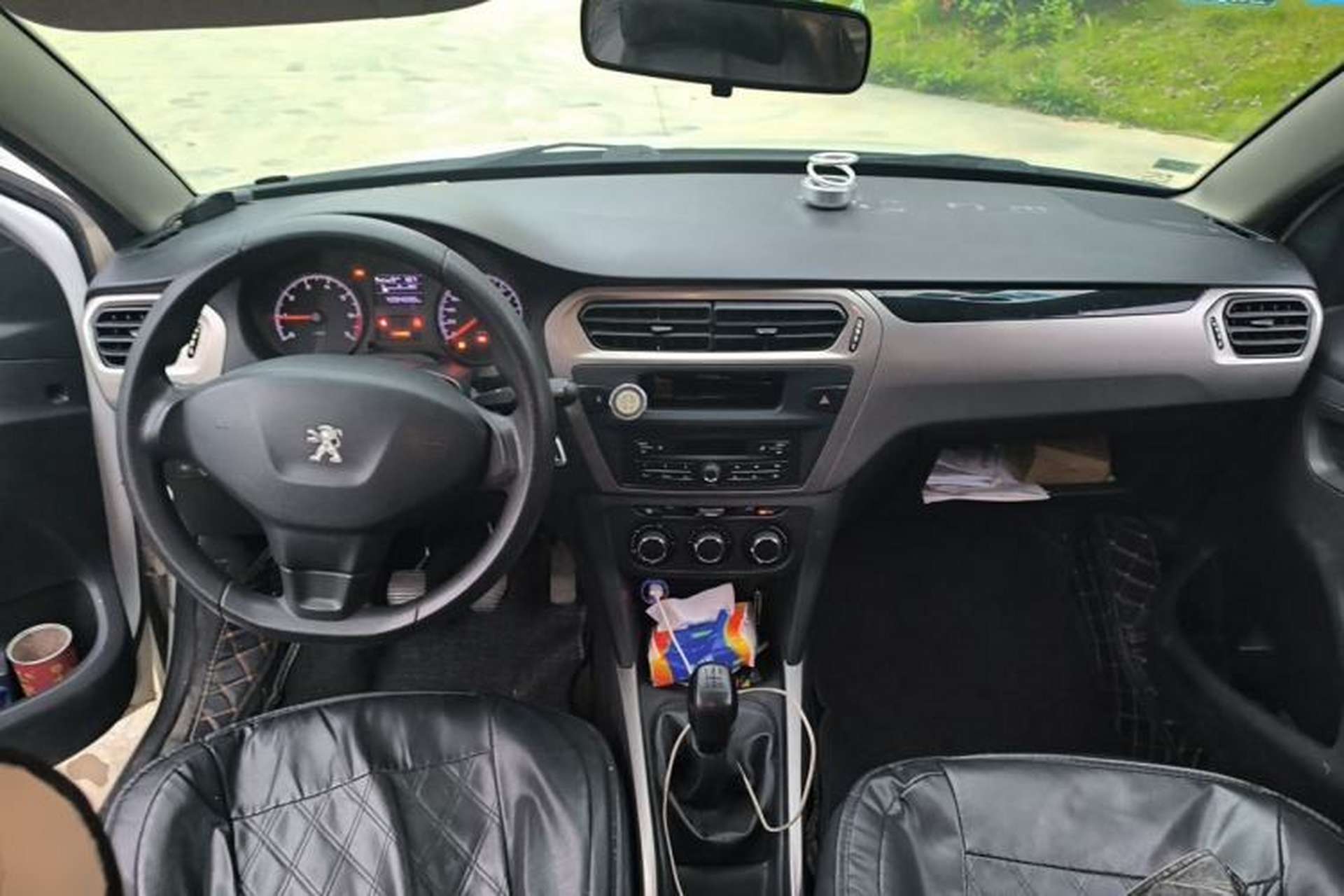 Used Peugeot 301 2017 1.6L Manual Comfort Edition Center Console