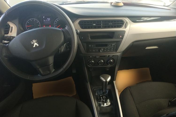 Used Peugeot 301 2017 1.6L Automatic Comfort Edition Center Console