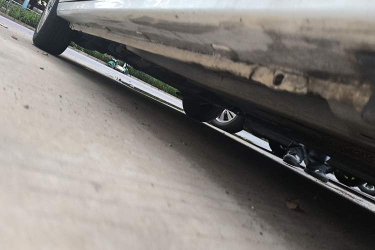 Used Peugeot 301 2017 1.6L Manual Comfort Edition Chassis Front Right