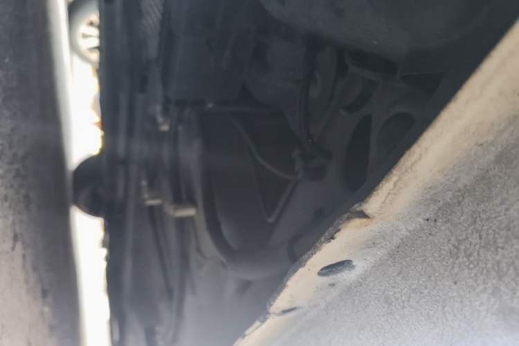 Used Peugeot 301 2017 1.6L Manual Comfort Edition Chassis Rear Right