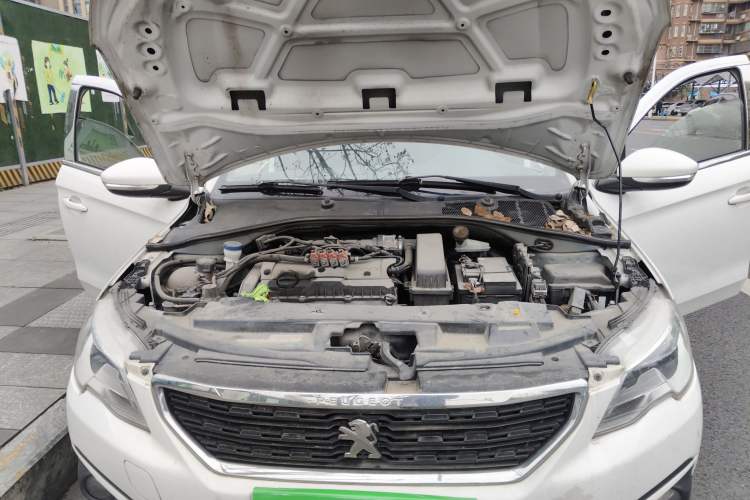 Used Peugeot 301 2017 1.6L Manual Comfort Edition Engine Bay