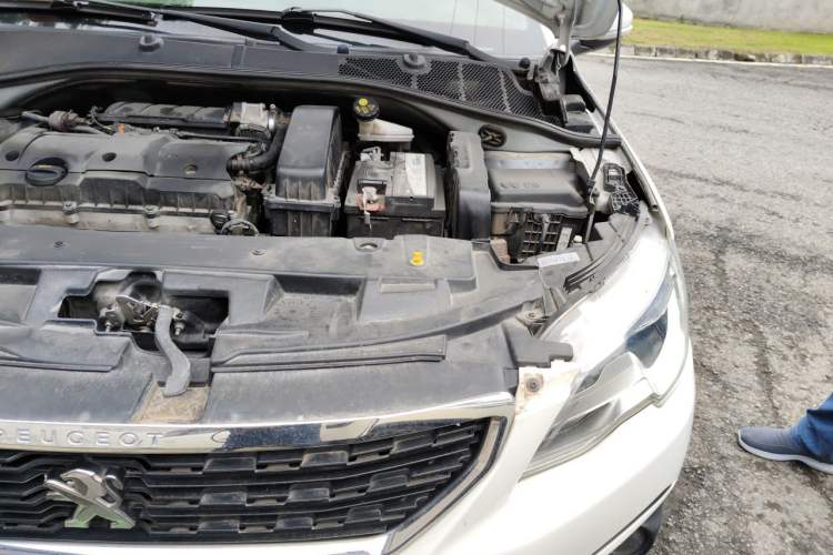 Used Peugeot 301 2017 1.6L Manual Comfort Edition Engine Bay Left