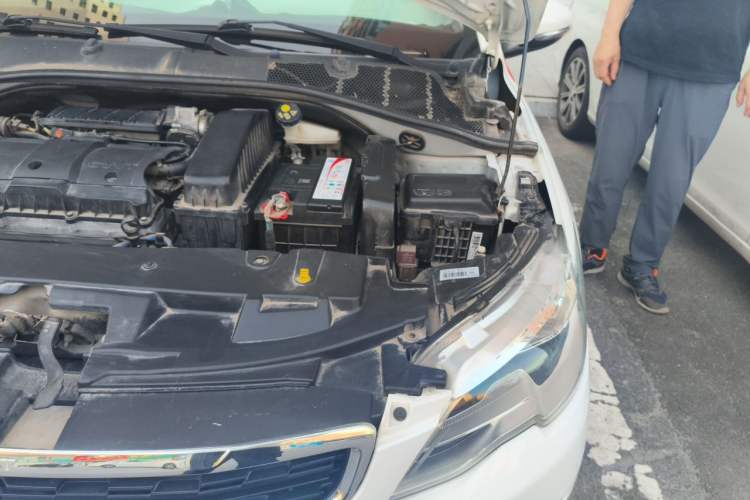 Used Peugeot 301 2017 1.6L Manual Comfort Edition Engine Bay Left
