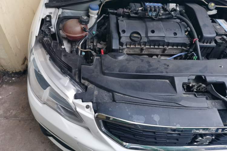 Used Peugeot 301 2017 1.6L Manual Comfort Edition Engine Bay Right
