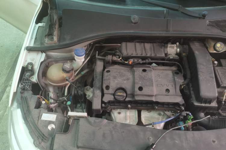 Used Peugeot 301 2017 1.6L Automatic Comfort Edition Engine Bay Right