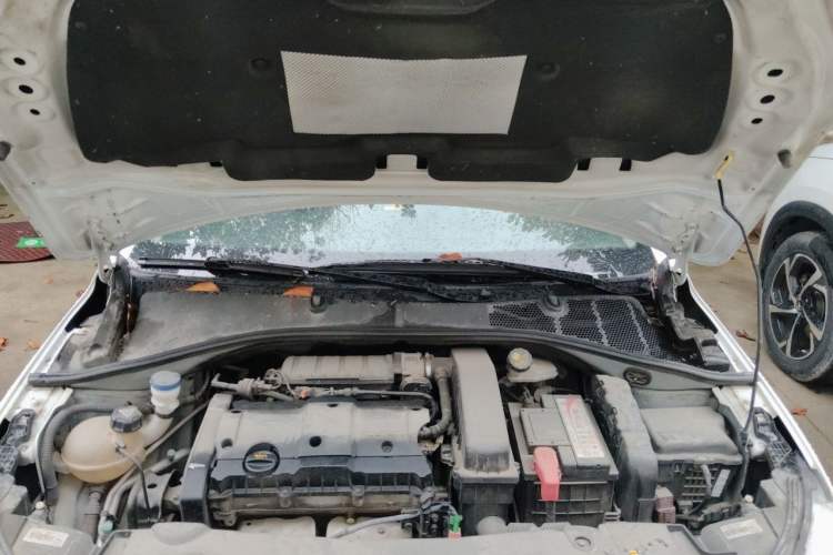 Used Peugeot 301 2017 1.6L Manual Comfort Edition Engine Bay