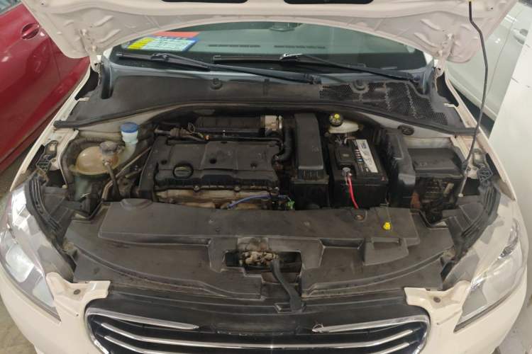 Used Peugeot 301 2017 1.6L Manual Comfort Edition Engine Bay