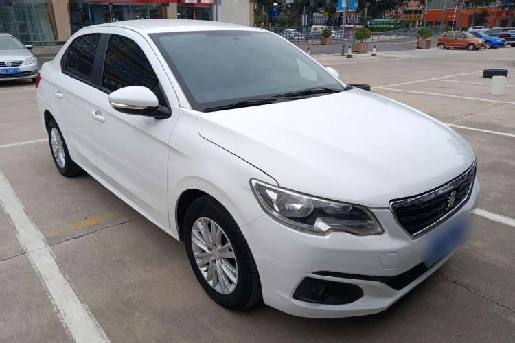 Used Peugeot 301  Front Right 45 Deg