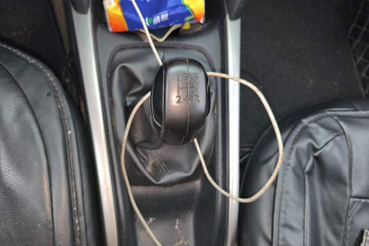 Used Peugeot 301 2017 1.6L Manual Comfort Edition Gear Lever